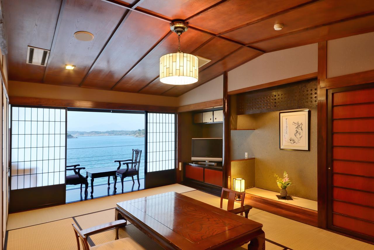 Uminoyasuragi Hotel Ryugu Kami Amakusa Extérieur photo